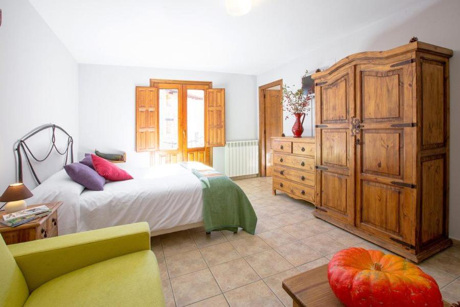 Hostal Antiguo Hospital Linares de Mora Екстер'єр фото