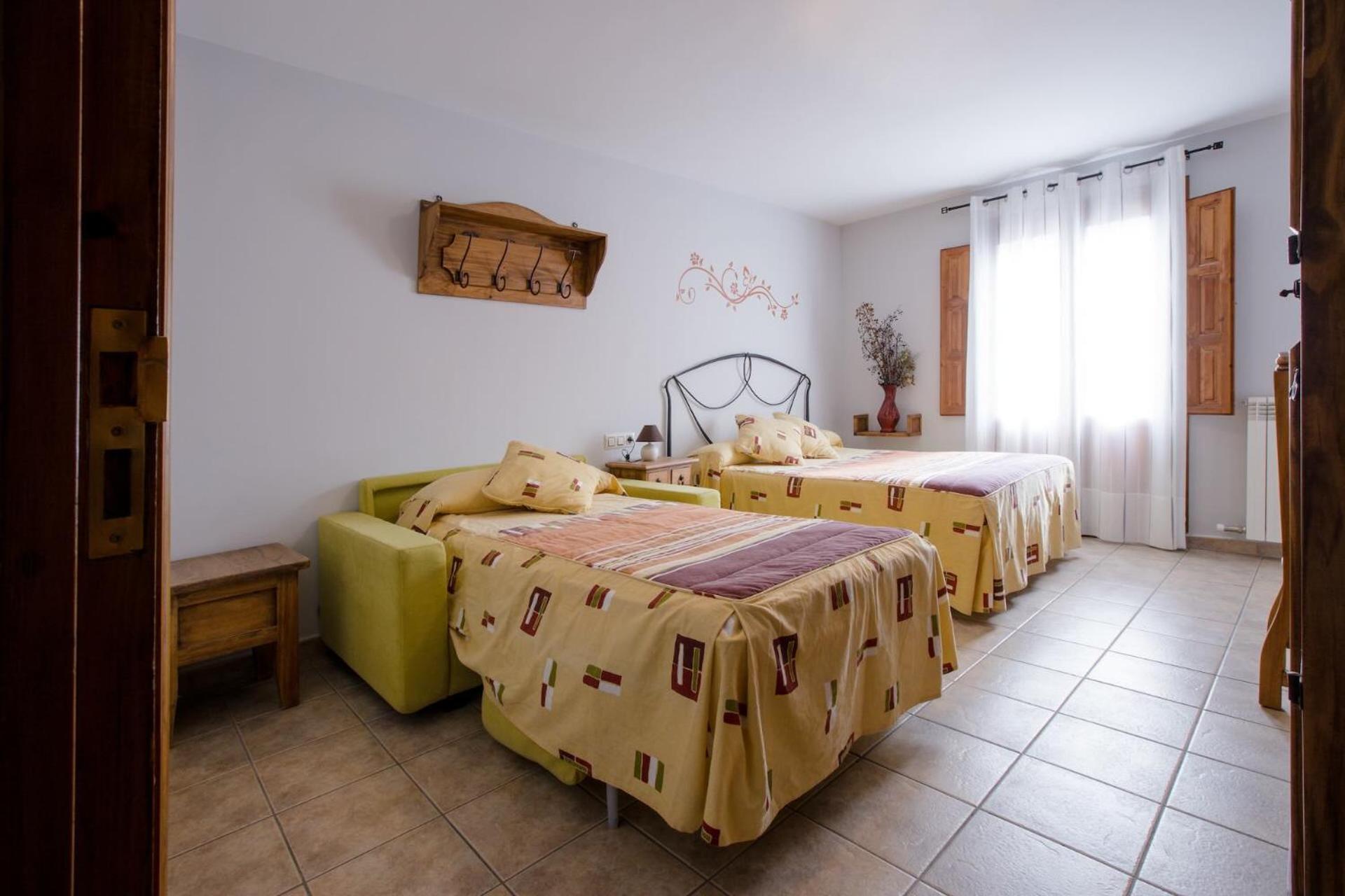 Hostal Antiguo Hospital Linares de Mora Екстер'єр фото