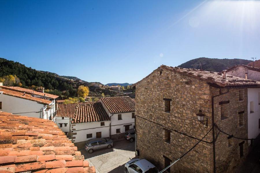 Hostal Antiguo Hospital Linares de Mora Екстер'єр фото