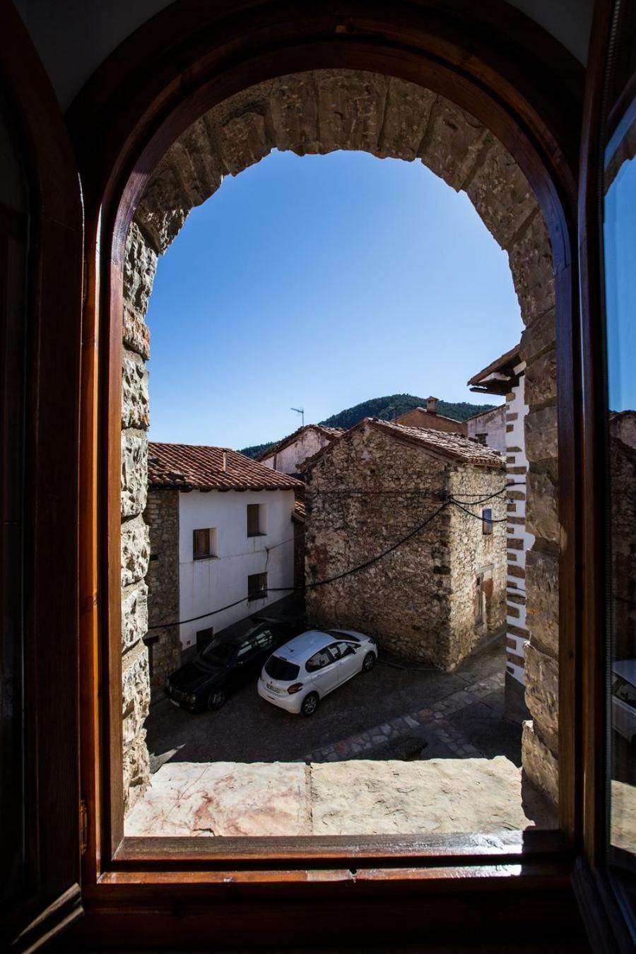 Hostal Antiguo Hospital Linares de Mora Екстер'єр фото