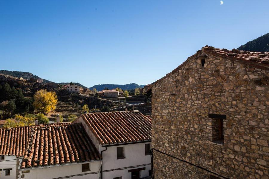 Hostal Antiguo Hospital Linares de Mora Екстер'єр фото